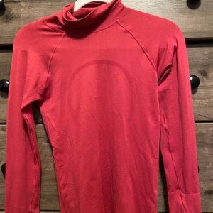 Lululemon long sleeve